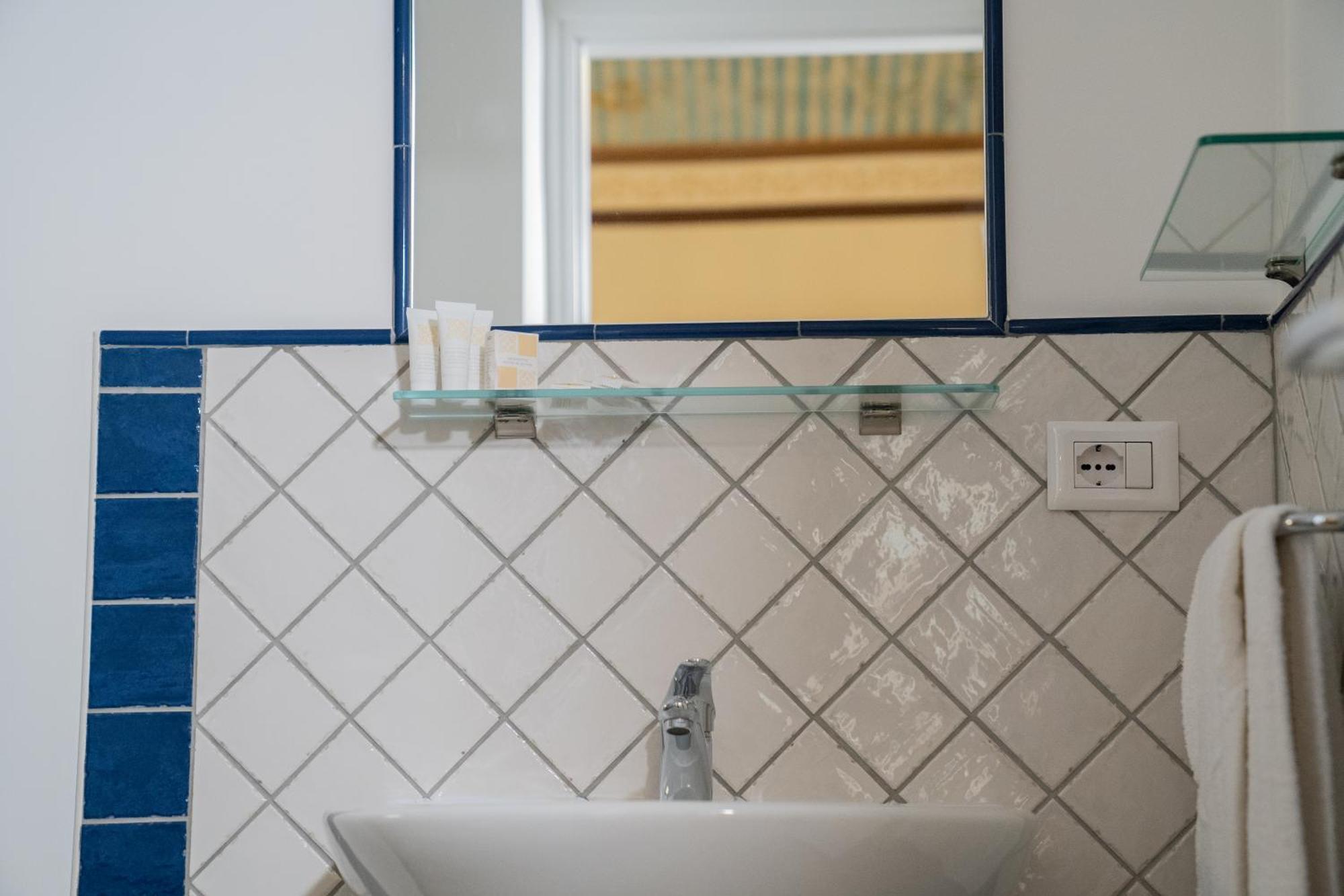 Hotel Casa Lussu Lipari  Zewnętrze zdjęcie